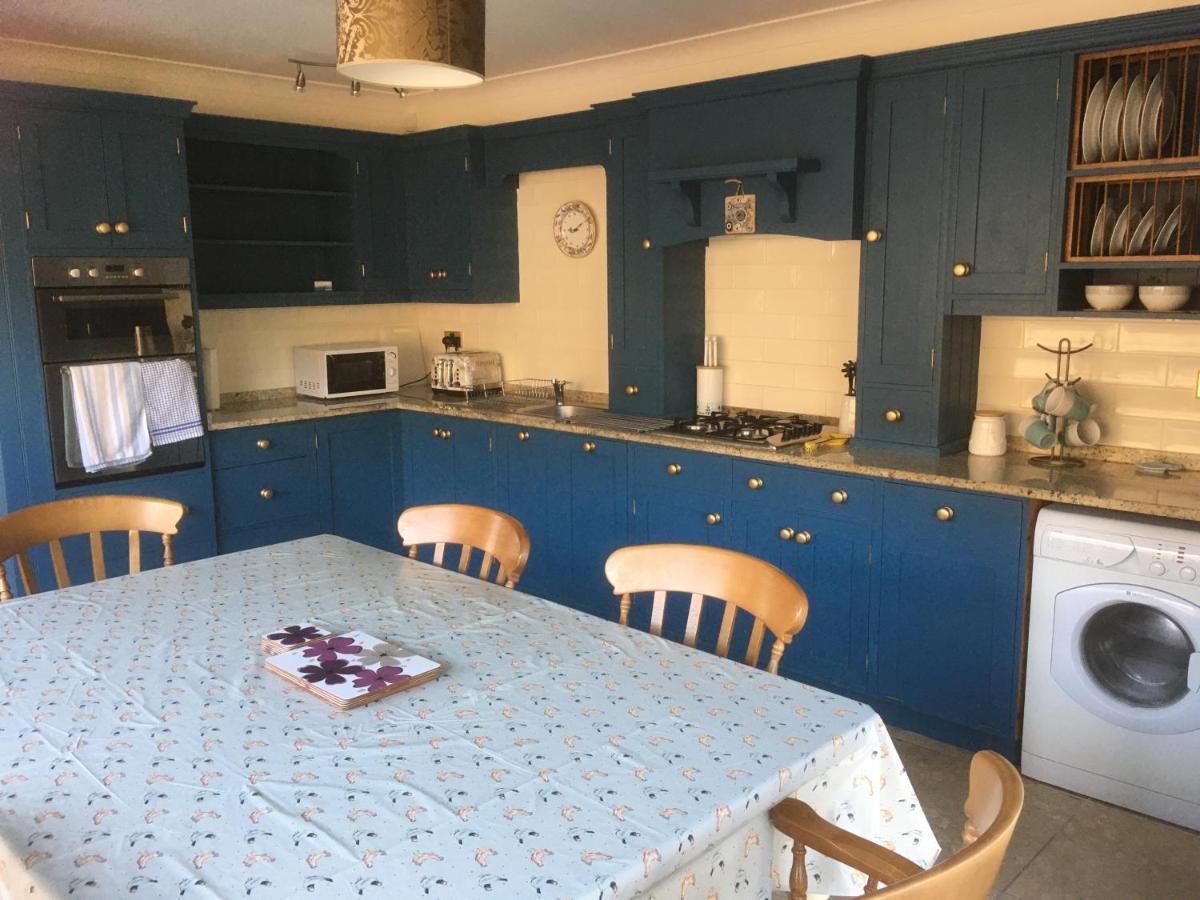 Rowan House Bed Breakfast Main House & Self Contained Self Catering Apartment Cymmer Buitenkant foto